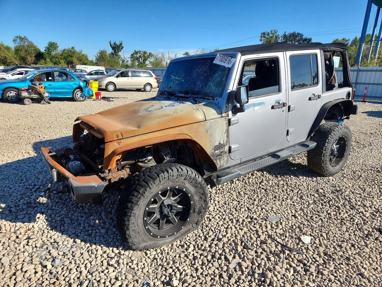 2014 JEEP WRANGLER SAHARA | 1C4BJWEG0EL233817 | UPCARS