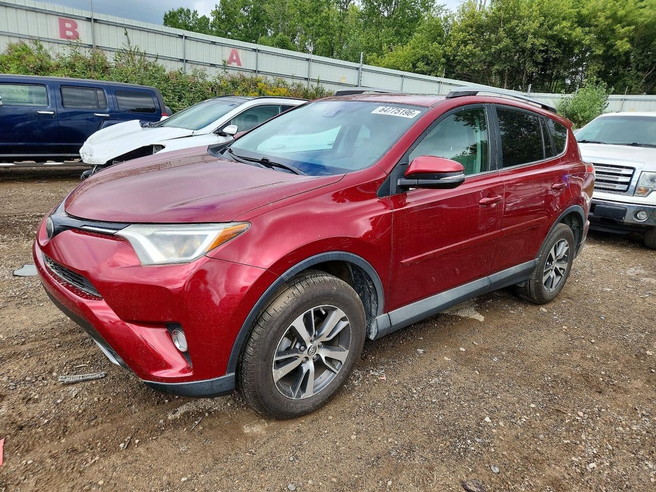 2018 TOYOTA RAV4 XLE | 2T3RFREV2JW740743 | UPCARS