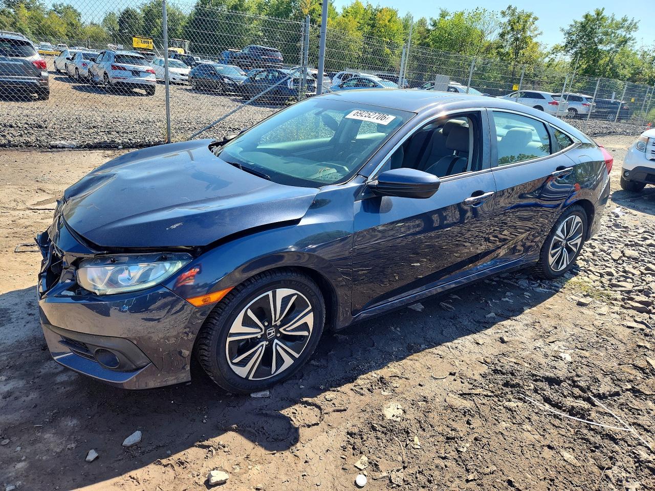 2018 HONDA CIVIC EX | 2HGFC1F32JH646177 | UPCARS
