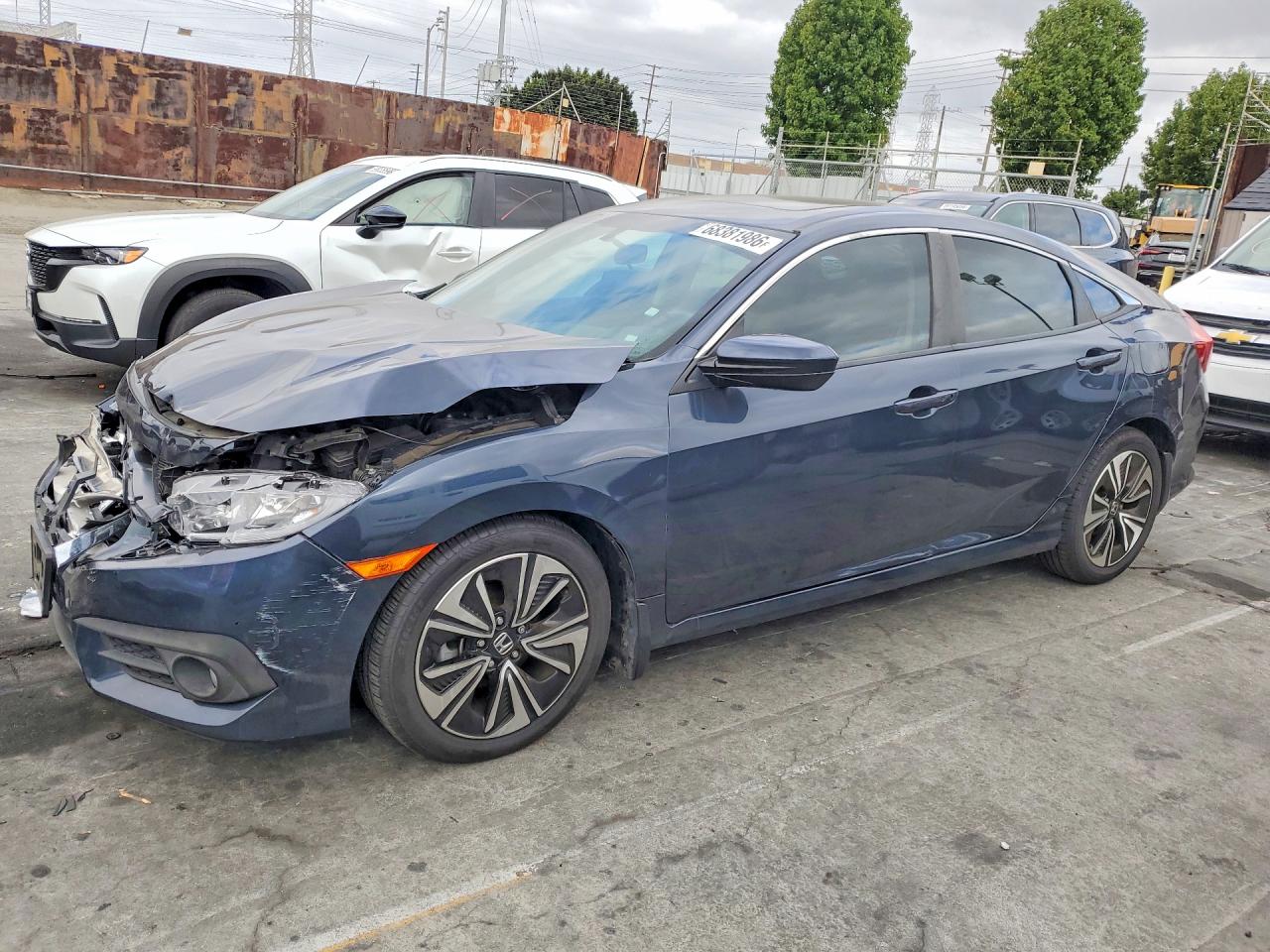 2018 HONDA CIVIC EX | 2HGFC1F38JH640643 | UPCARS