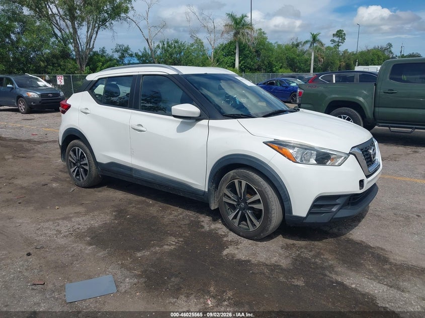 2018 NISSAN KICK SV | 3N1CP5CUXJL545487 | UPCARS