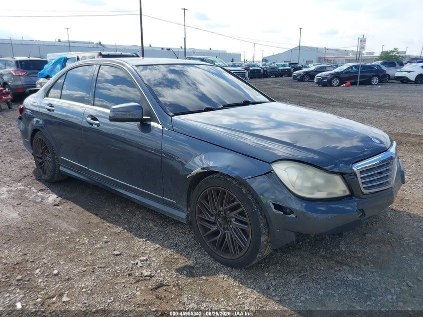 2013 MERCEDES-BENZ C 300 LUXURY 4MATIC/SPORT 4MATIC | WDDGF8ABXDR277239 | UPCARS