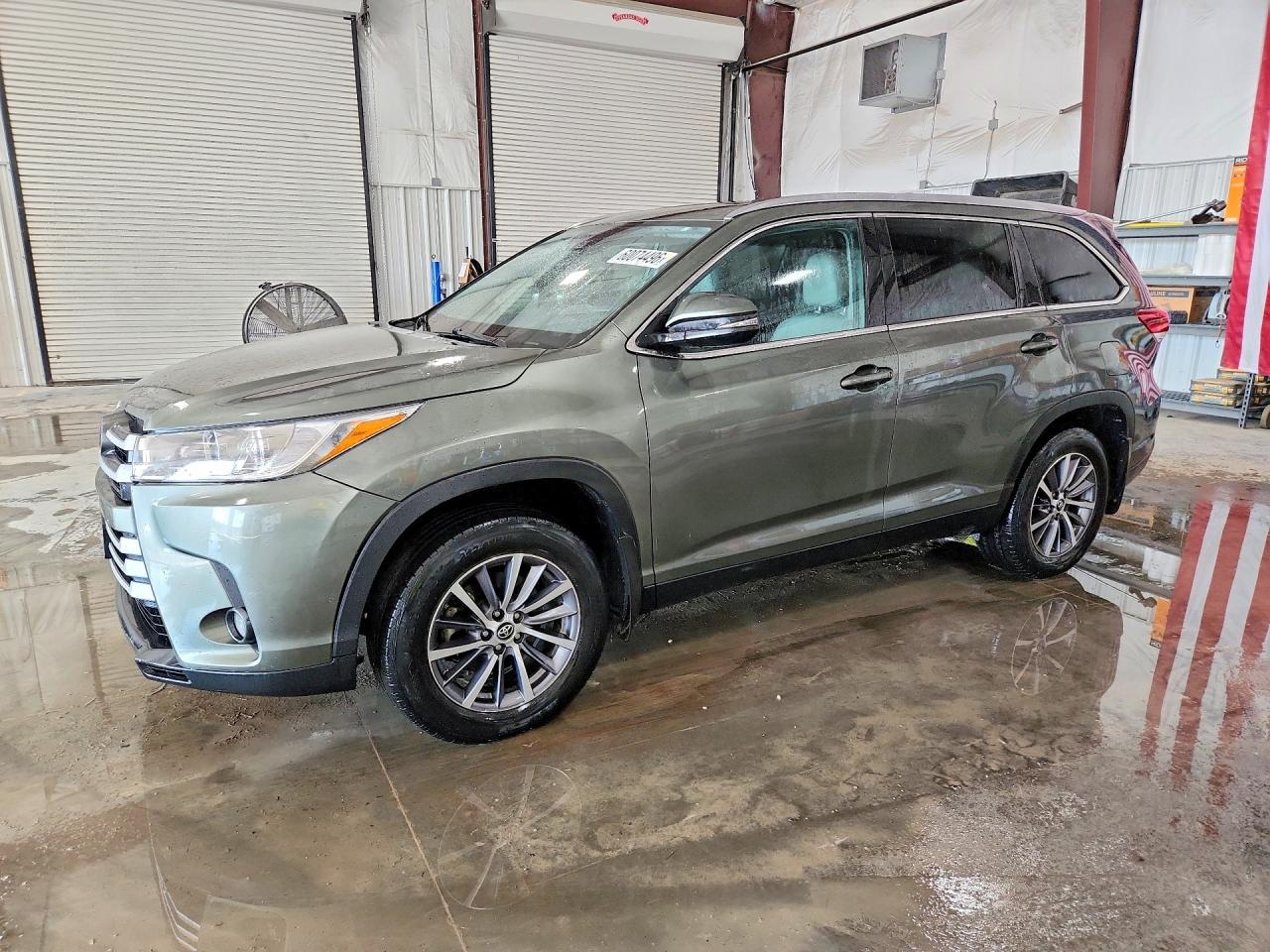 2019 TOYOTA HIGHLANDER XLE | 5TDJZRFH7KS979592 | UPCARS