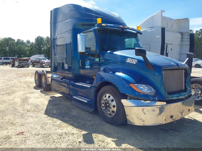 2018 INTERNATIONAL LT | 3HSDZAPR8JN753647 | UPCARS