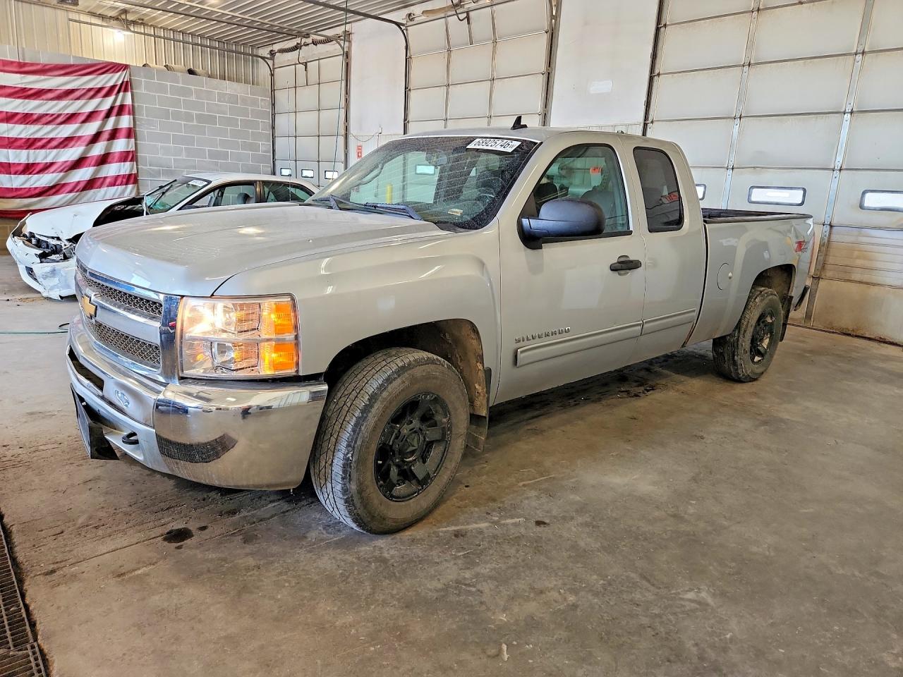 2013 CHEVROLET SILVERADO K1500 LT | 1GCRKSE75DZ239306 | UPCARS