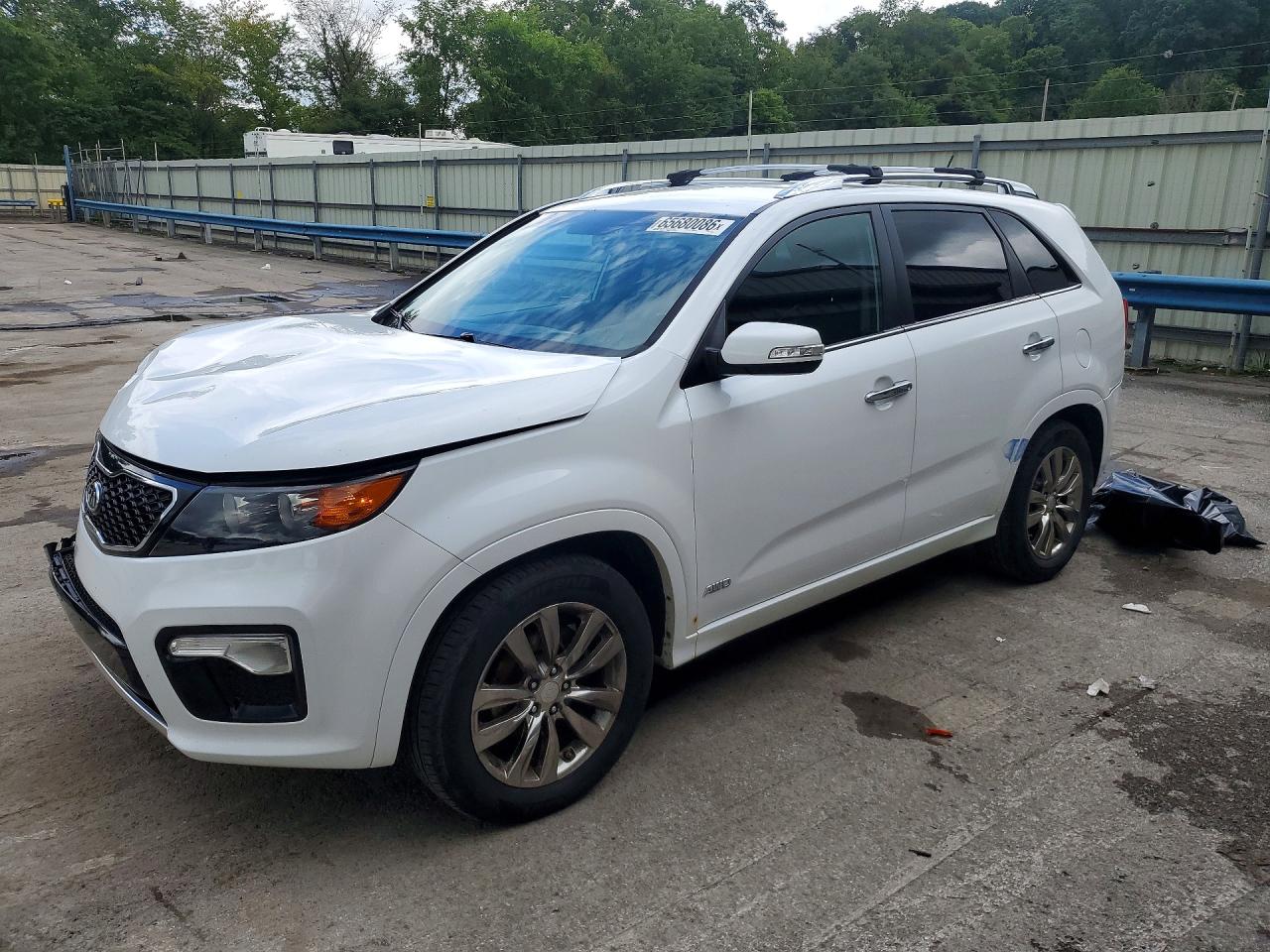 2011 KIA SORENTO SX | 5XYKWDA29BG122240 | UPCARS