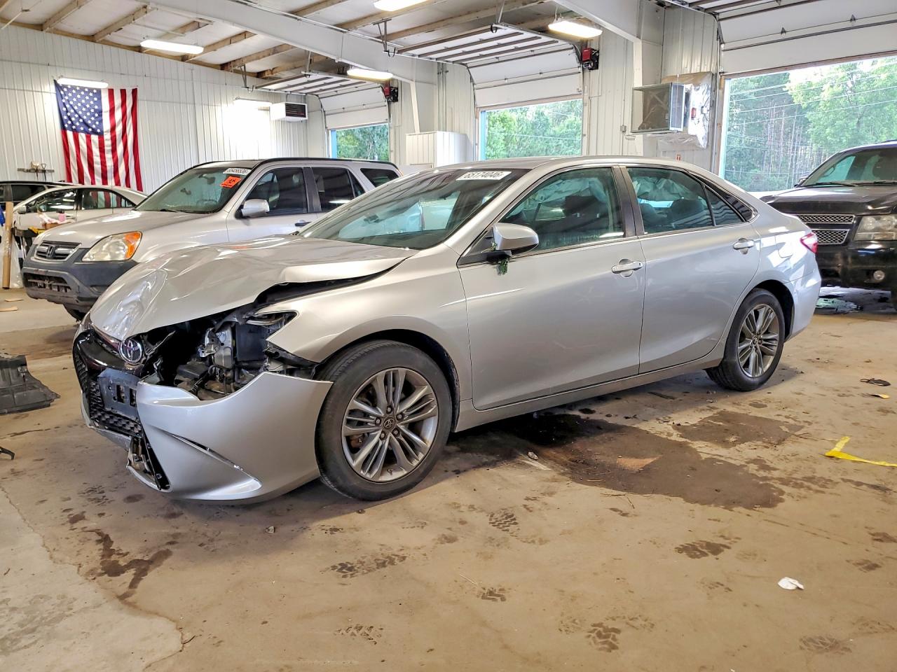 2015 TOYOTA CAMRY SE | 4T1BF1FK2FU096992 | UPCARS