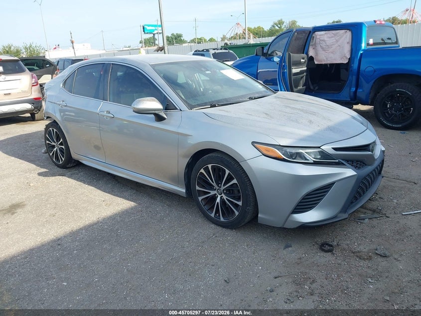 2019 TOYOTA CAMRY SE | 4T1B11HK2KU730775 | UPCARS
