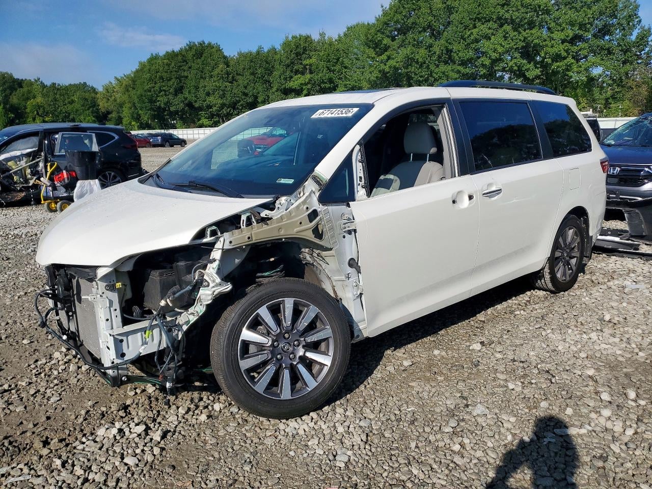 2019 TOYOTA SIENNA XLE 7-PASSENGER | 5TDDZ3DC8KS224128 | UPCARS