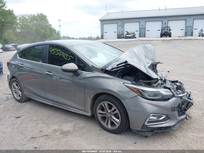 2018 CHEVROLET CRUZE LT AUTO | 3G1BE6SM2JS522371 | UPCARS
