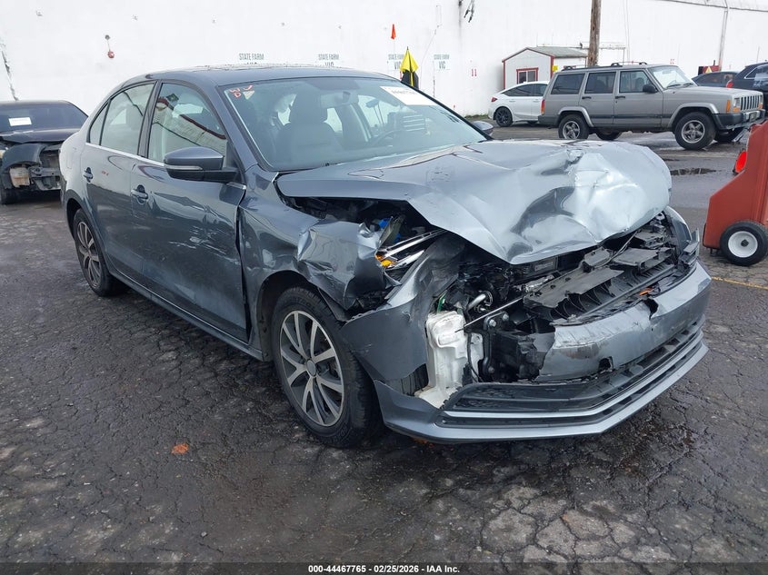 2017 VOLKSWAGEN JETTA 1.4T SE | 3VWDB7AJ0HM357549 | UPCARS