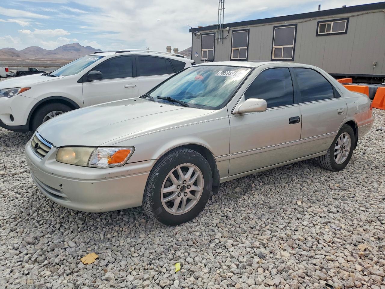 2000 TOYOTA CAMRY XLE V6 | 4T1BF28K1YU111035 | UPCARS