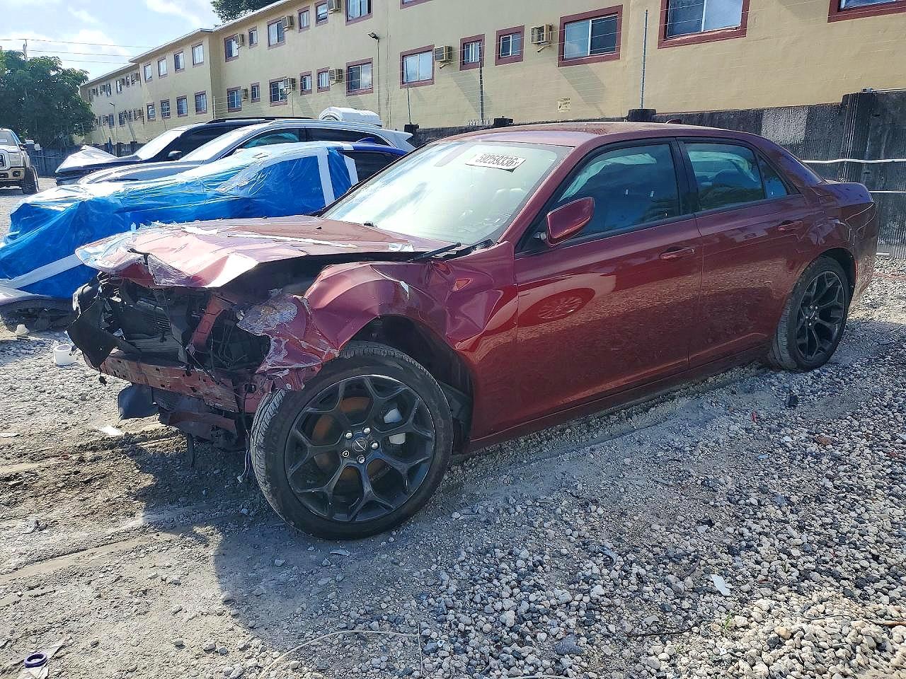 2019 CHRYSLER 300 S | 2C3CCABG5KH654015 | UPCARS