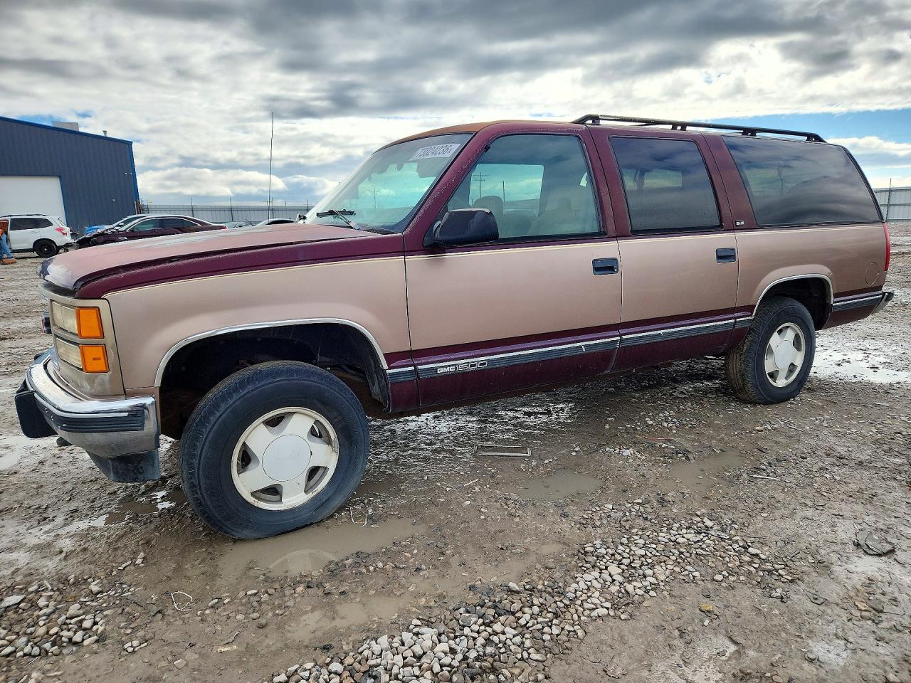 1994 GMC SUBURBAN K1500 | 1GKFK16K4RJ767882 | UPCARS