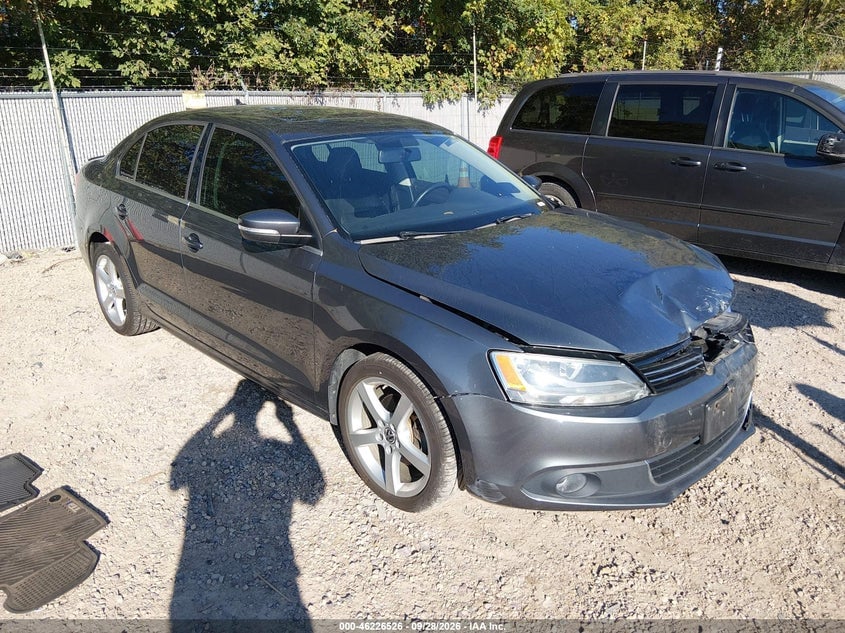 2013 VOLKSWAGEN JETTA 2.5L SEL | 3VWLX7AJ3DM401440 | UPCARS