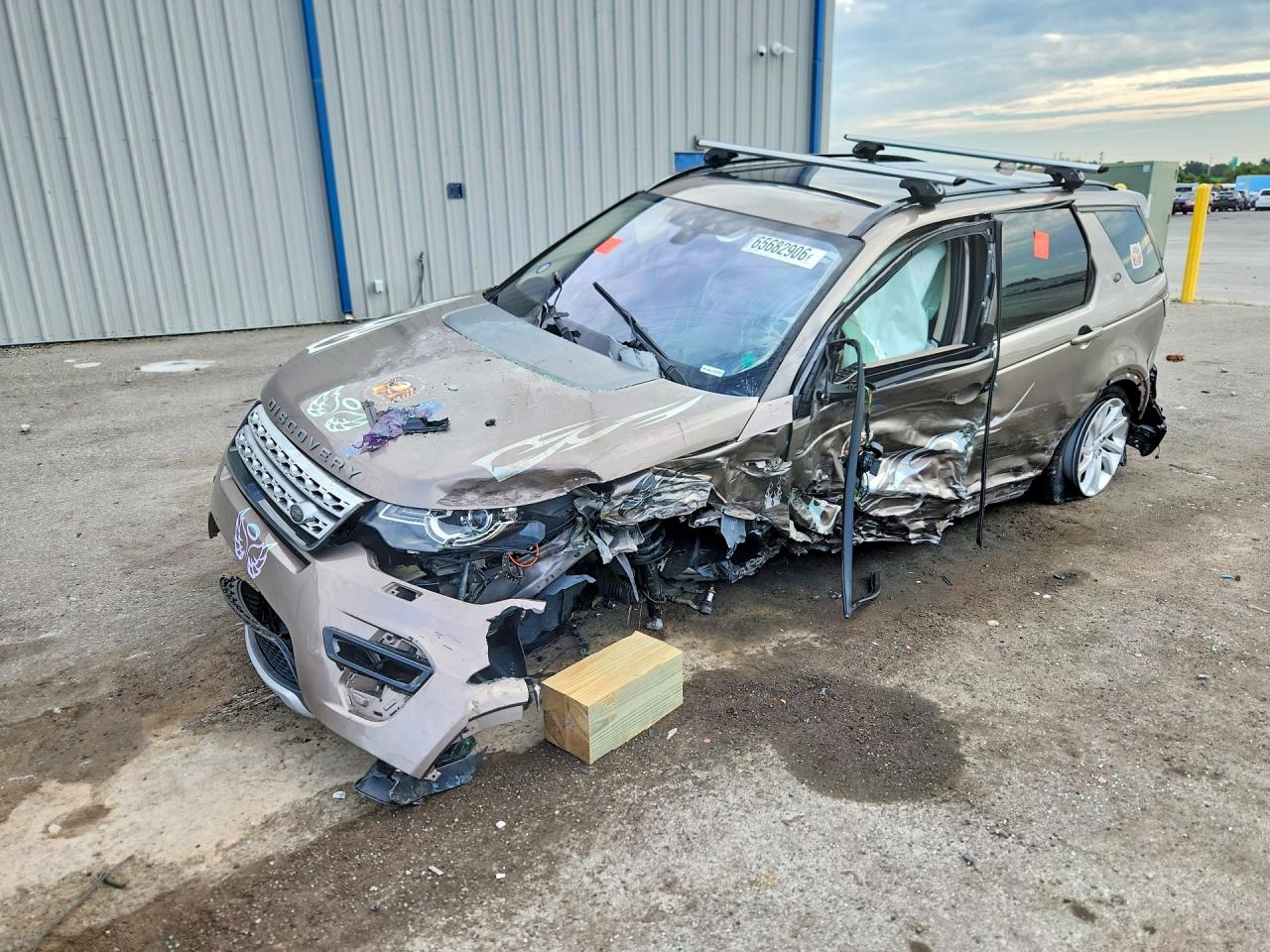 2017 LAND ROVER DISCOVERY HSE | SALCR2BG0HH685082 | UPCARS