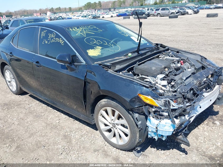2024 TOYOTA CAMRY LE | 4T1R11AKXRU897663 | UPCARS