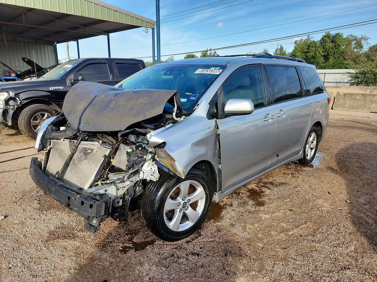 2020 TOYOTA SIENNA LE | 5TDKZ3DC4LS075810 | UPCARS