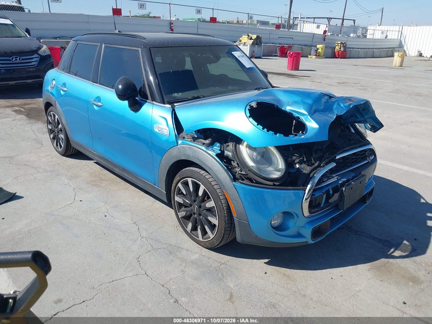 2015 MINI HARDTOP COOPER S | WMWXU3C52F2B56341 | UPCARS