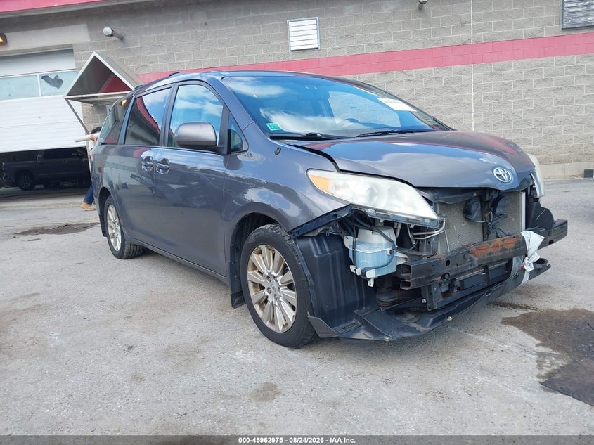 2011 TOYOTA SIENNA LE | 5TDJK3DC8BS029184 | UPCARS