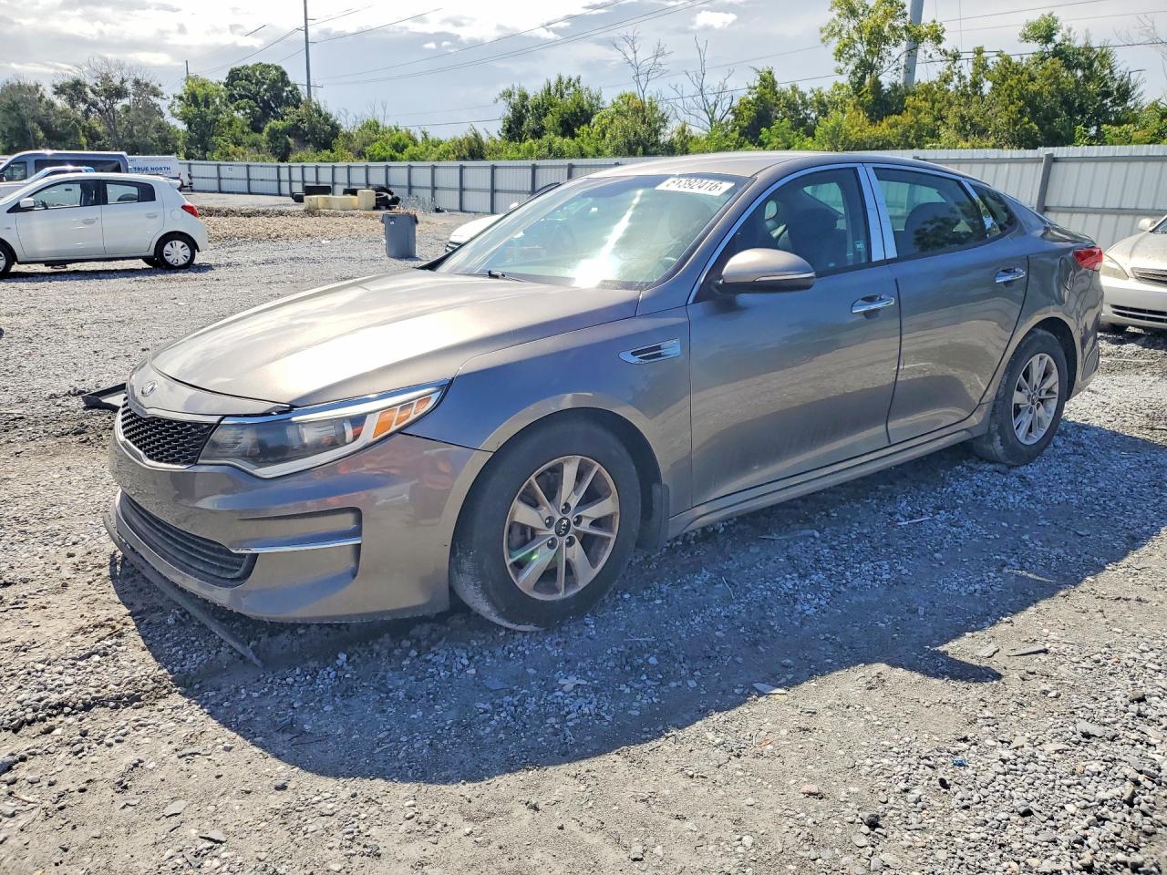 2018 KIA OPTIMA LX | 5XXGT4L31JG222940 | UPCARS