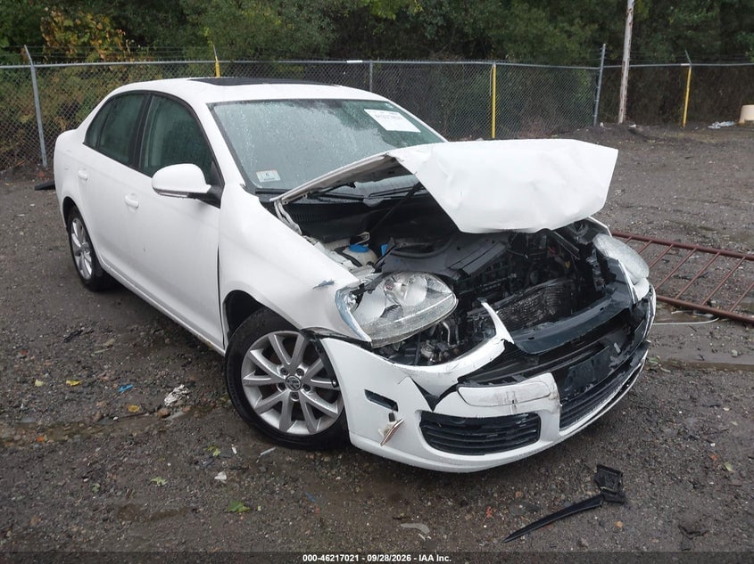 2010 VOLKSWAGEN JETTA LIMITED EDITION | 3VWRZ7AJ9AM122025 | UPCARS