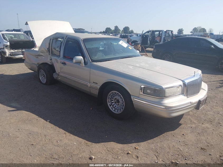 1997 LINCOLN TOWN CAR EXECUTIVE | 1LNLM81W6VY756021 | UPCARS