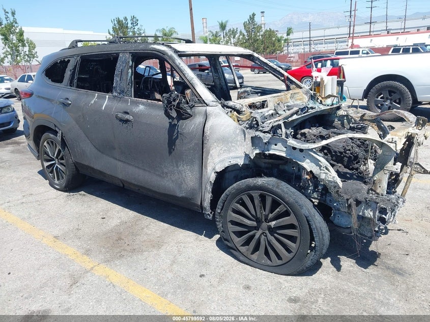 2022 TOYOTA HIGHLANDER XSE | 5TDJZRAH7NS090142 | UPCARS