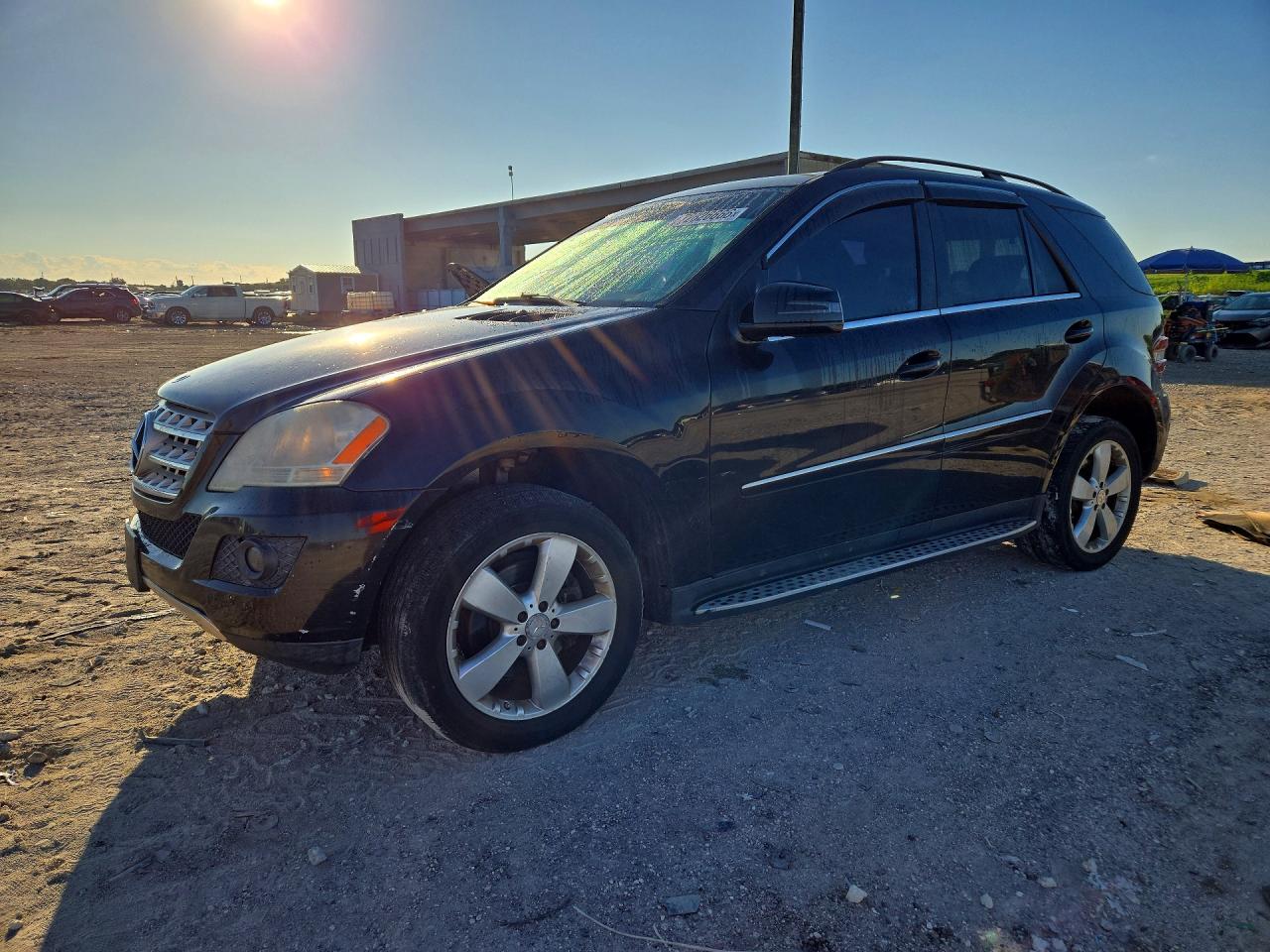 2011 MERCEDES-BENZ M-CLASS 350 4MATIC | 4JGBB8GB6BA730819 | UPCARS