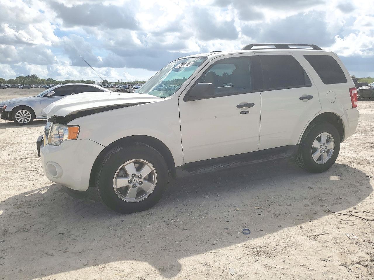 2012 FORD ESCAPE XLT | 1FMCU0DG9CKB15872 | UPCARS