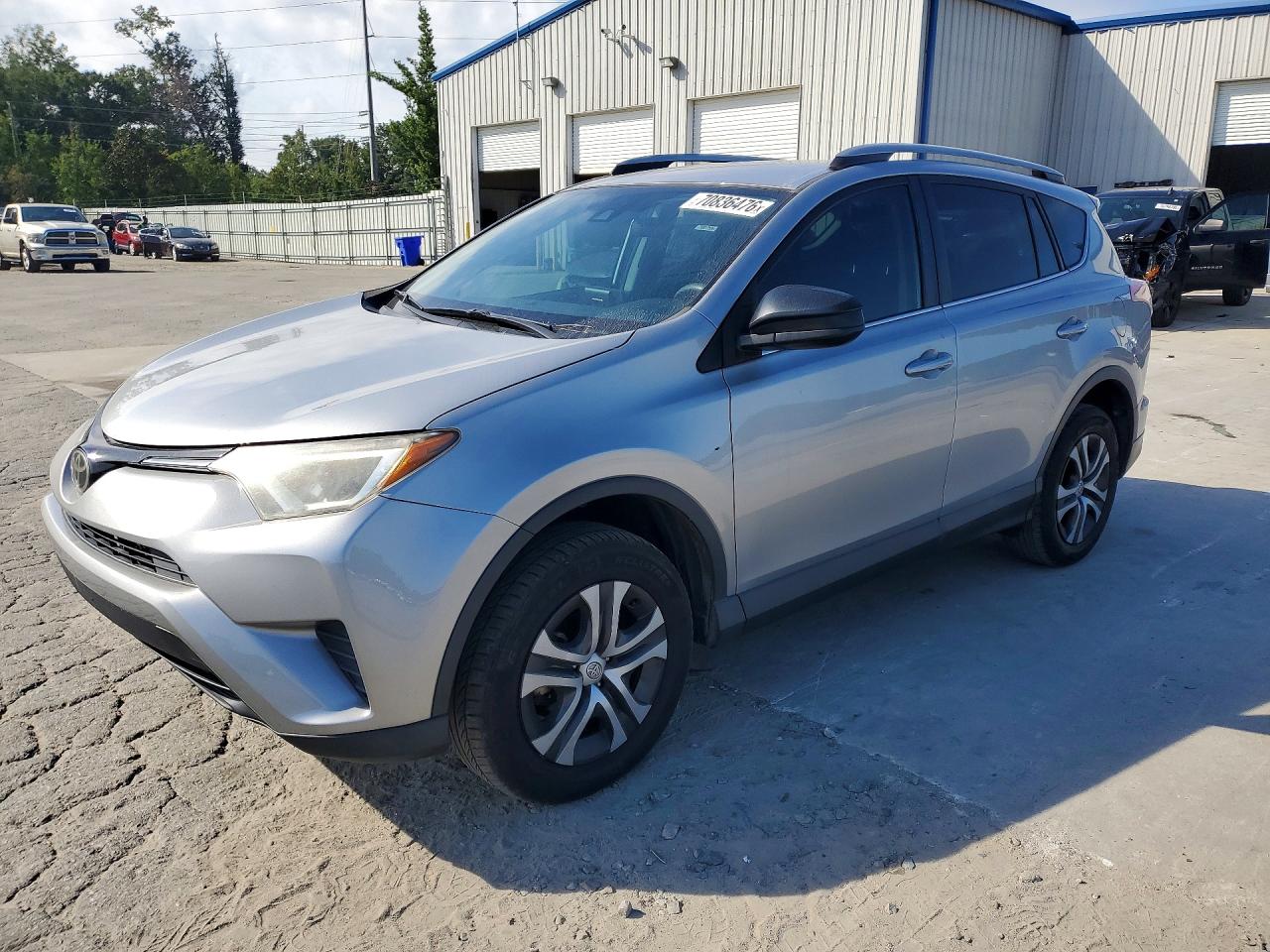 2018 TOYOTA RAV4 LE | 2T3ZFREV4JW460158 | UPCARS