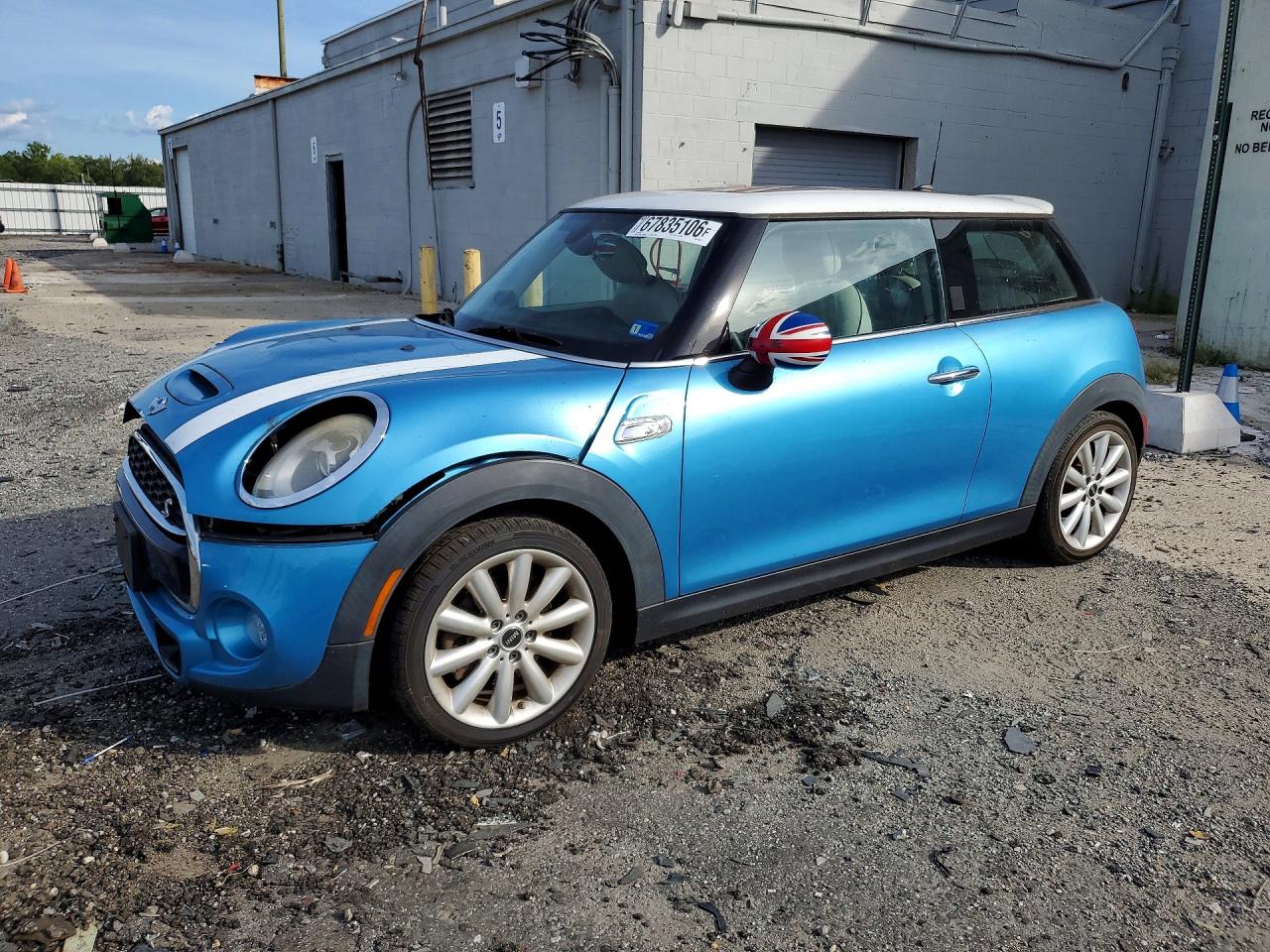 2015 MINI COOPER S | WMWXP7C54F2A38631 | UPCARS