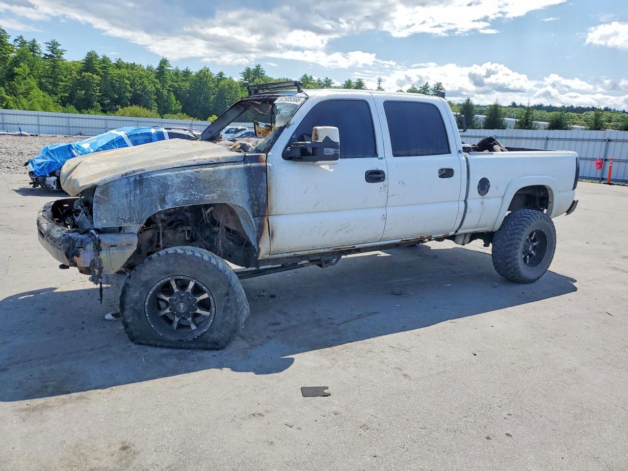 2005 CHEVROLET SILVERADO K2500 HEAVY DUTY | 1GCHK23255F801470 | UPCARS