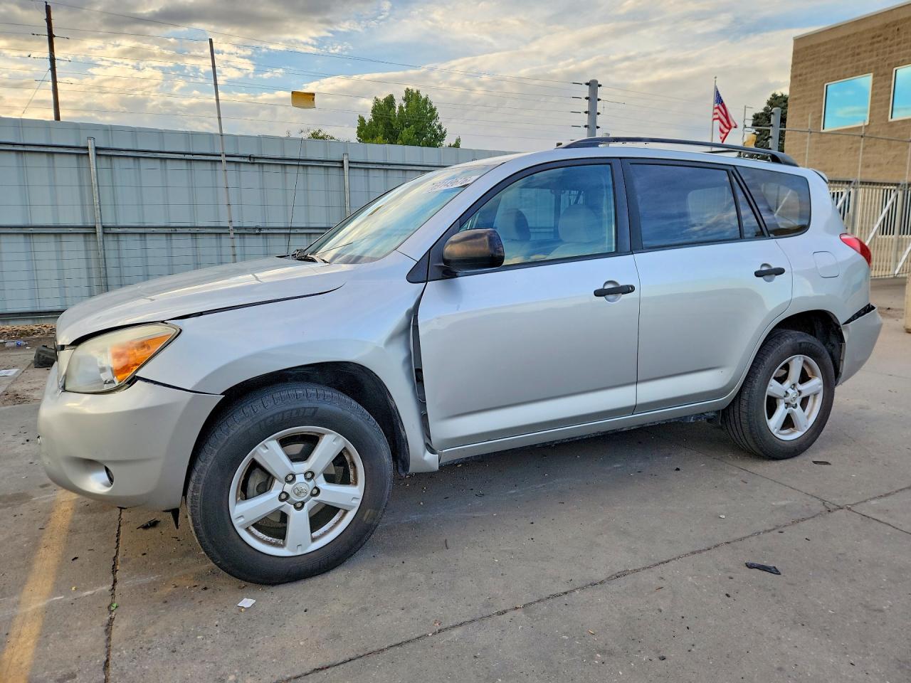 2007 TOYOTA RAV4 BASE | JTMBK33V976025689 | UPCARS