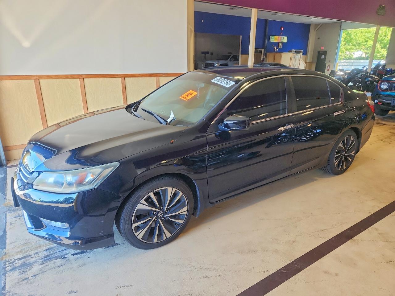 2015 HONDA ACCORD SPORT | 1HGCR2F52FA020210 | UPCARS
