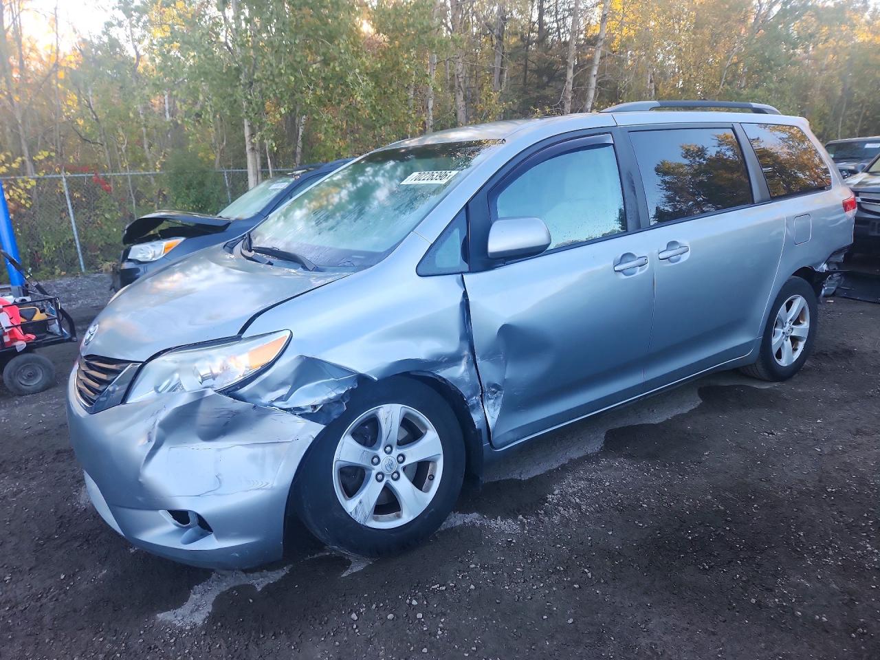 2014 TOYOTA SIENNA LE | 5TDKK3DC3ES435530 | UPCARS
