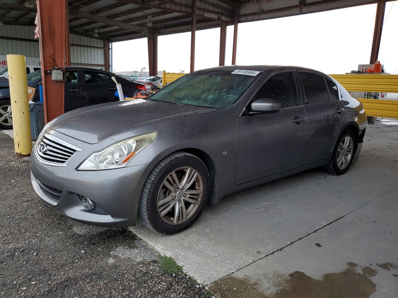 2015 INFINITI Q40 BASE | JN1CV6AP5FM580833 | UPCARS