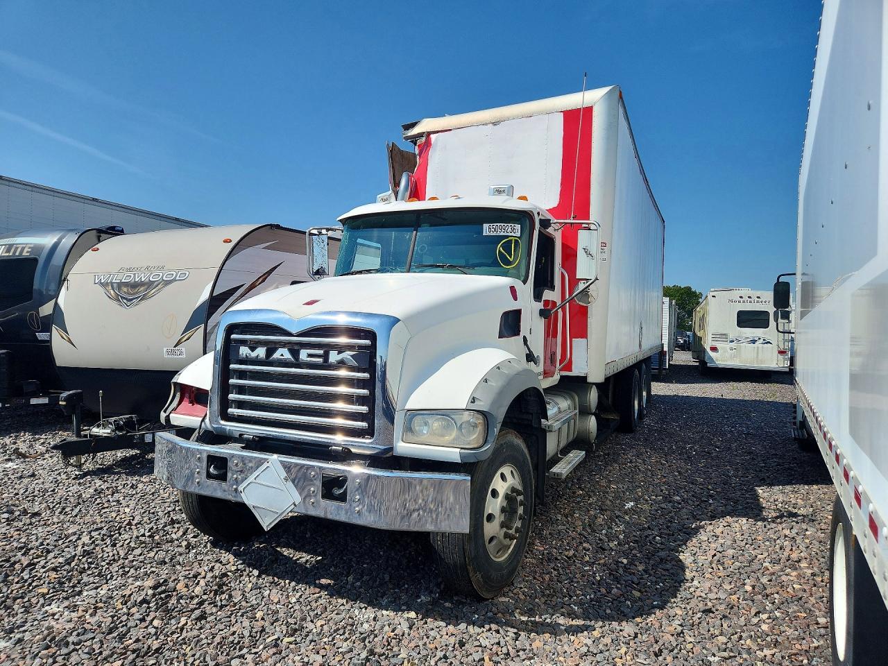 2018 MACK ALL OTHER BOX TRUCK | 1M2AX04C6JM041680 | UPCARS