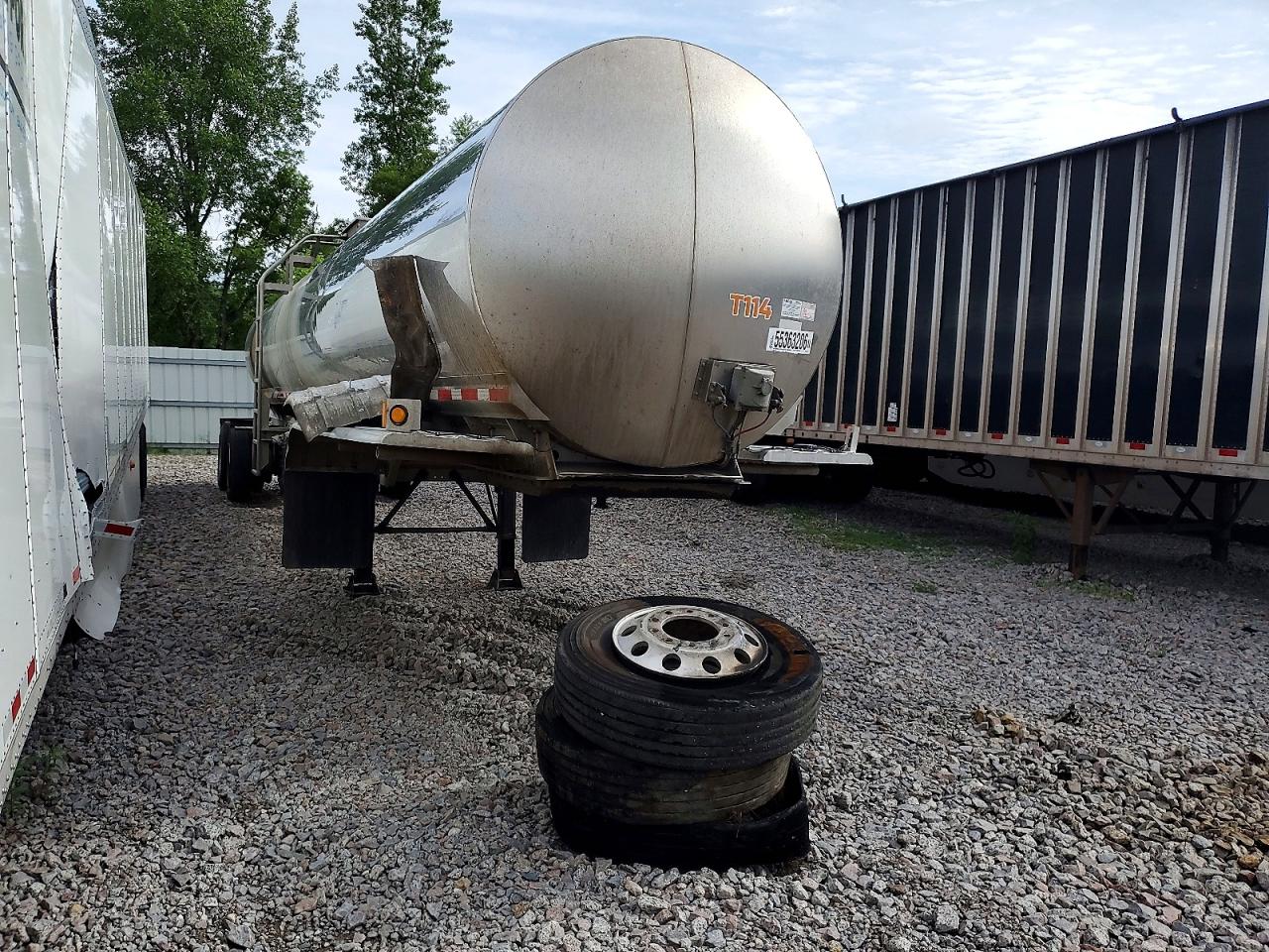 2015 WALKER TANKER | 5WSAA4322FN046506 | UPCARS
