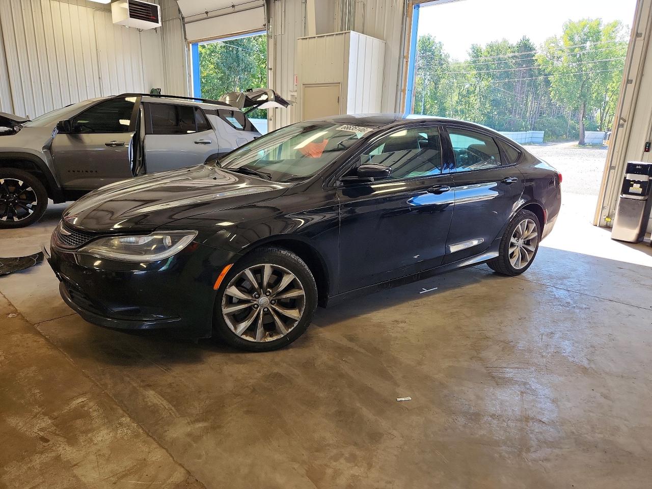 2015 CHRYSLER 200 S | 1C3CCCBG9FN505874 | UPCARS