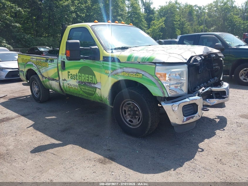 2011 FORD SUPER DUTY F-250 SRW XL | 1FTBF2A68BEA21674 | UPCARS