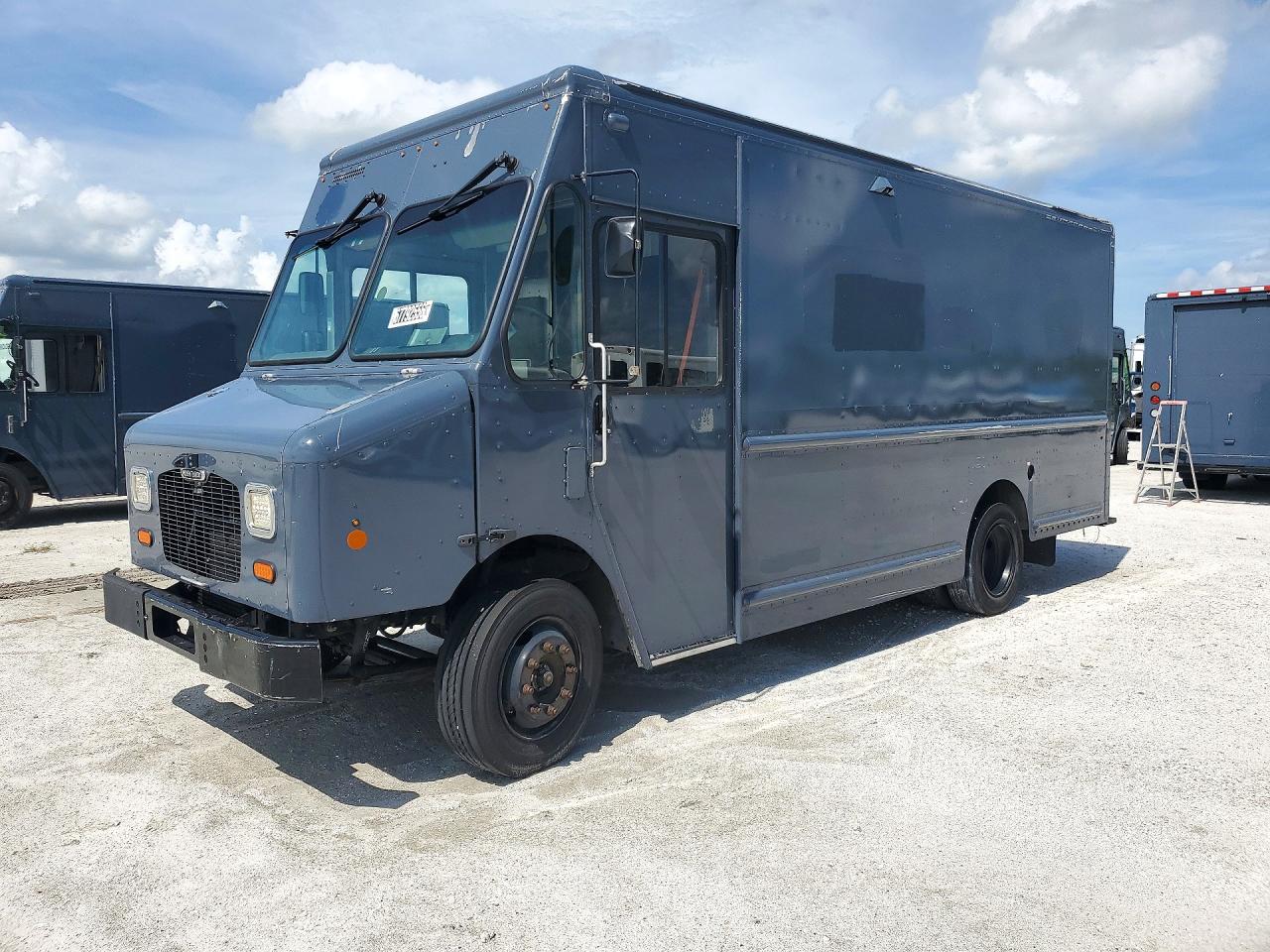 2020 FREIGHTLINER MT45 G CHASSIS DELIVERY TRUCK | 4UZAC2EA4LCMH7825 | UPCARS