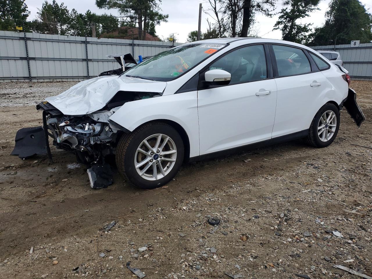 2017 FORD FOCU SE | 1FADP3F23HL327595 | UPCARS