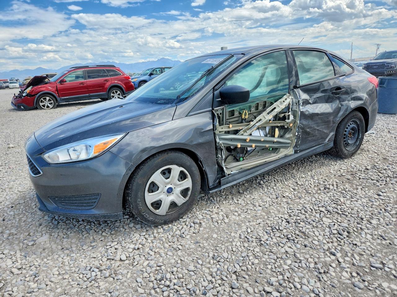 2018 FORD FOCU S | 1FADP3E22JL275822 | UPCARS
