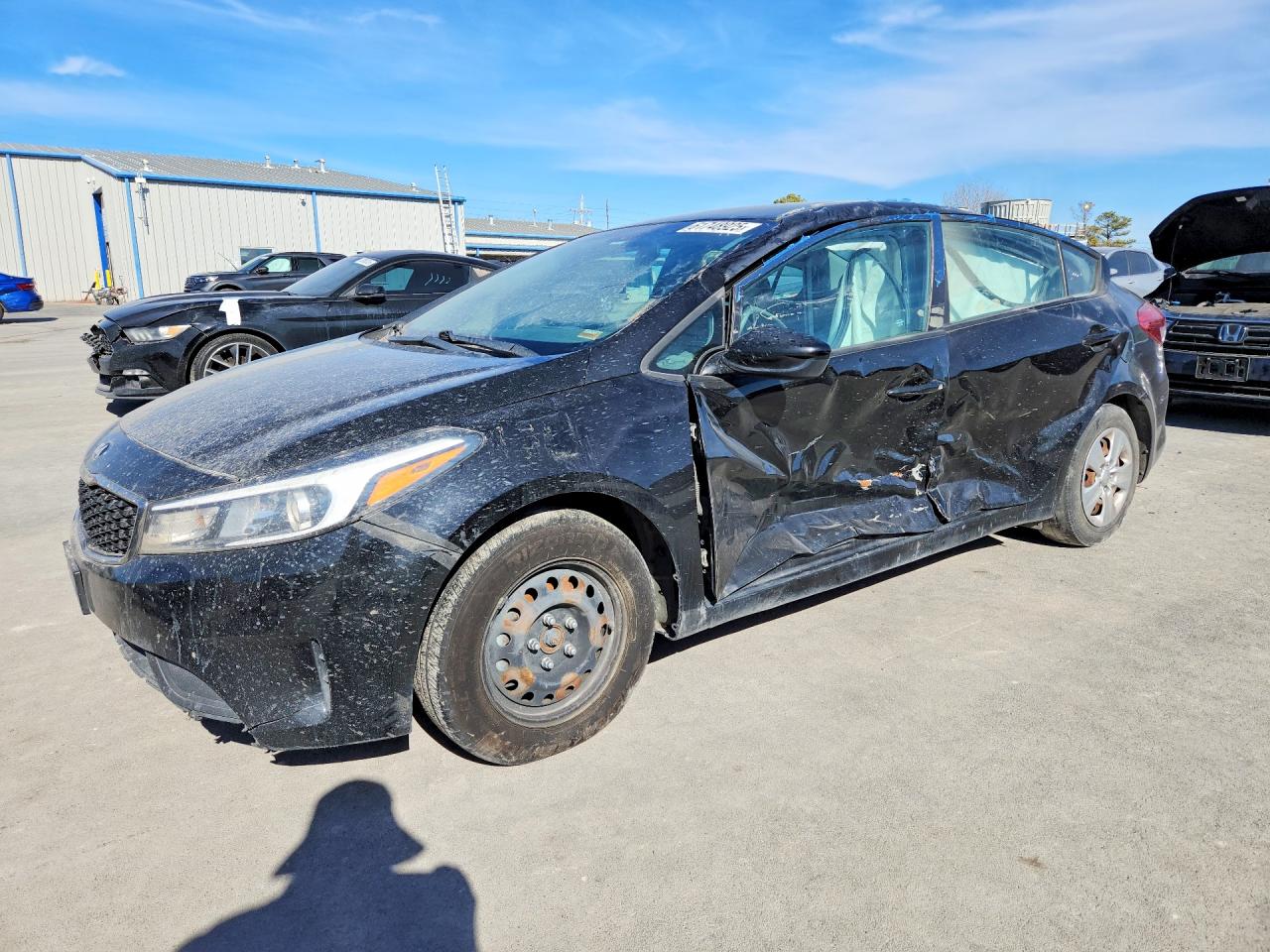 2017 KIA FORTE LX | 3KPFK4A74HE031794 | UPCARS