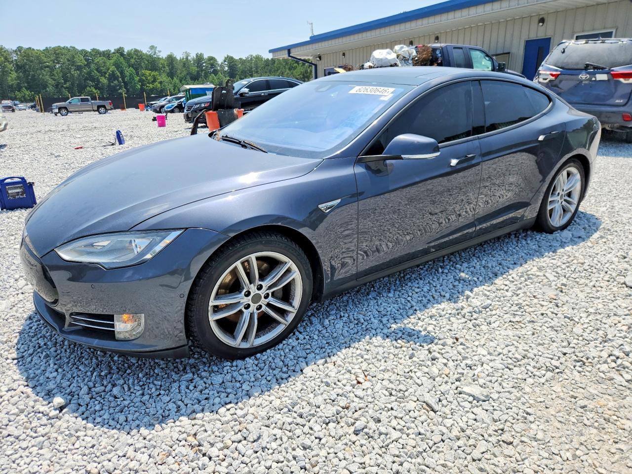 2015 TESLA MODEL S | 5YJSA1E23FF104837 | UPCARS