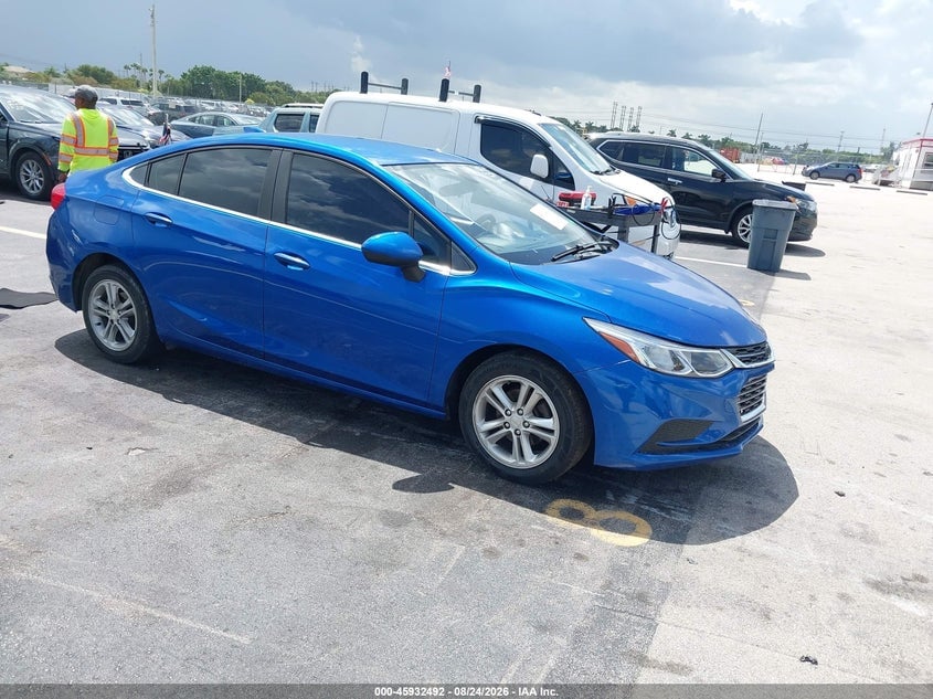 2017 CHEVROLET CRUZE LT AUTO | 1G1BE5SM7H7117190 | UPCARS