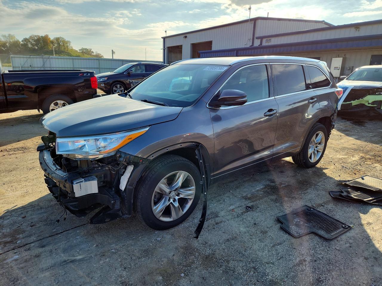 2015 TOYOTA HIGHLANDER LIMITED | 5TDDKRFH2FS175885 | UPCARS