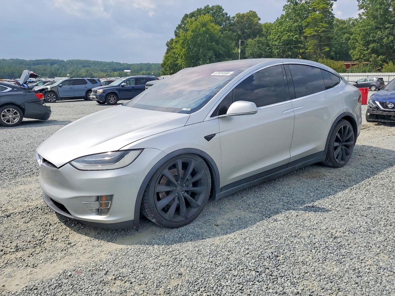 2017 TESLA MODEL X | 5YJXCBE22HF037897 | UPCARS