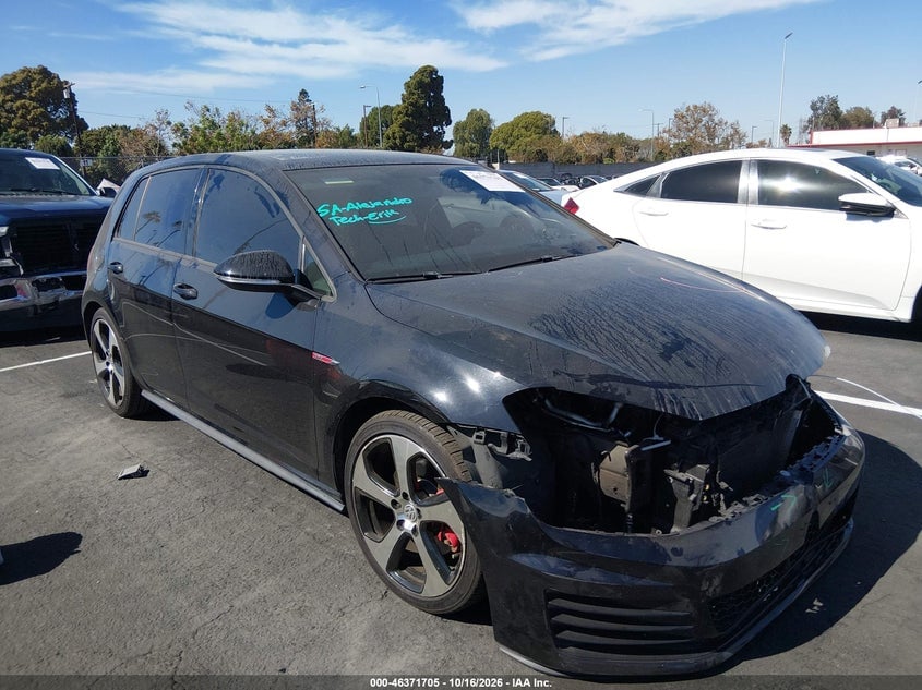 2015 VOLKSWAGEN GOLF GTI 2.0T AUTOBAHN 4-DOOR | 3VW4T7AU9FM033911 | UPCARS